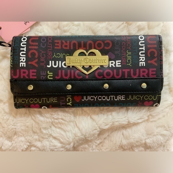 Juicy Couture Handbags - Juicy Coutre Wallet